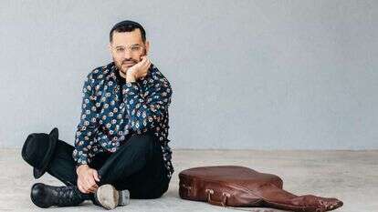 אילן דמרי. | אבישג שאר־ישוב