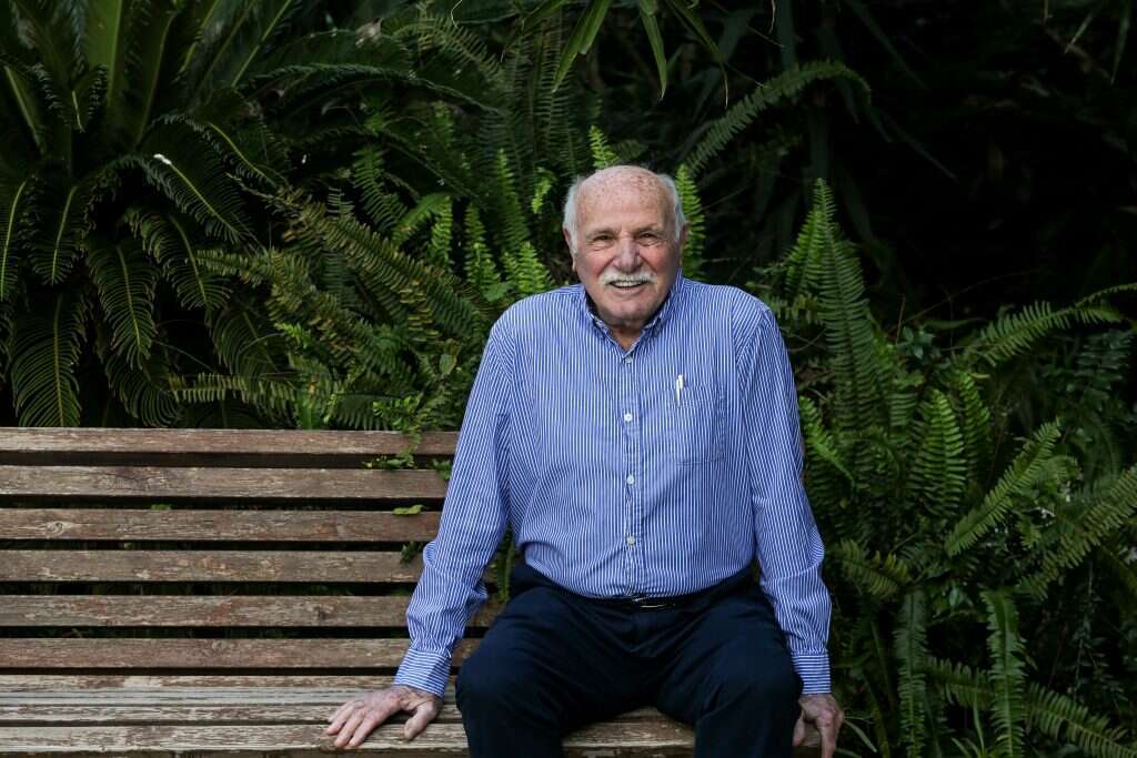 יוסק'ה נחמיאס. | אבישג שאר-ישוב