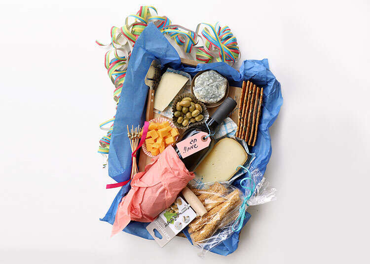 ערכה לערב גבינות ויין. | אפרת ליכטנשטט