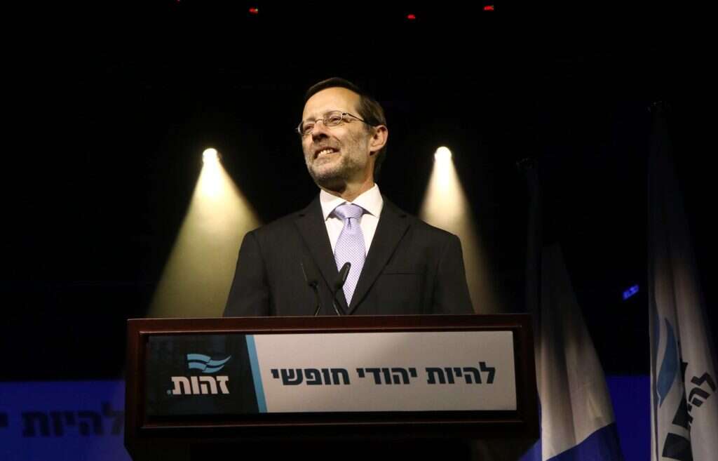 משה פייגלין בכנס בחירות של מפלגת זהות. | אמיר מאירי