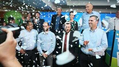 חברי הבית היהודי-האיחוד הלאומי בהשקת קמפיין הבחירות. | מירי שמענוביץ