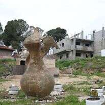 בנייה בלתי חוקית סמוך לתחנת הרכבת מסעודיה. | מרים צחי