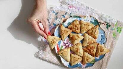 אוזני המן פלורנטין | אפרת ליכטנשטט אוזני המן פלורנטין | אפרת ליכטנשטט