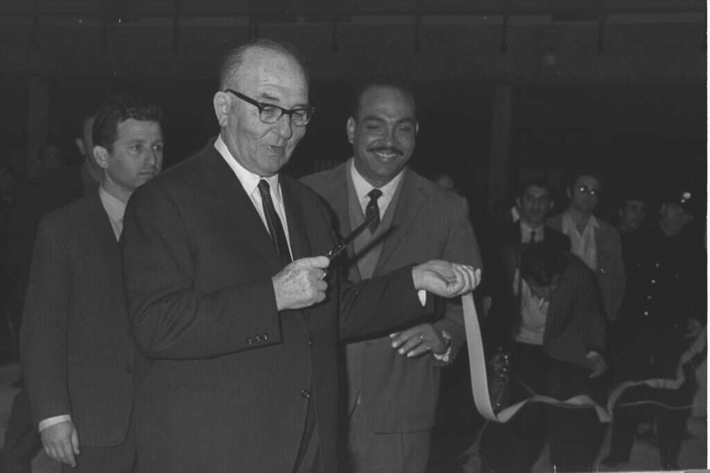 לוי אשכול. | פריץ כהן, לע"מ