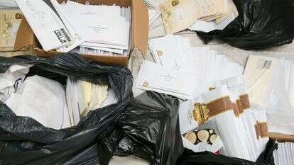 דואר ישירות. | לירון מולדובן