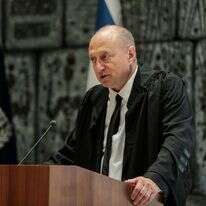 השופט אלכס שטיין. | אורן בן חקון