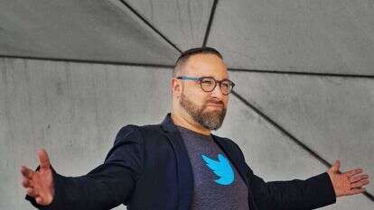 אושיית היי-טק. הלל פולד. | ג'ייסון פארקר אושיית היי-טק. הלל פולד. | ג'ייסון פארקר