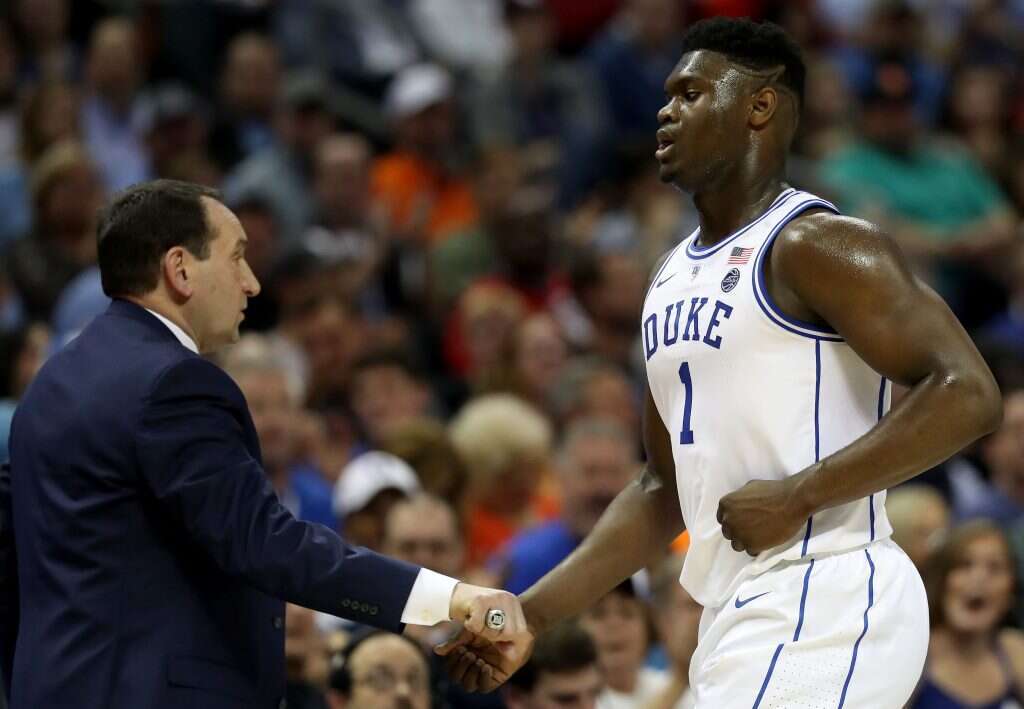 זאיון ויליאמסון ומייק ששבסקי. | AFP