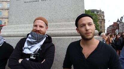 כהן עוטה כפייה ומתחזה לפעיל BDS. | ISRAEL ADVOCACY MOVEMENT