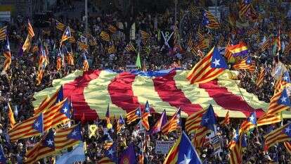 עצרת תמיכה עצמאות קטלוניה. | EPA