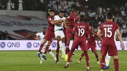 אצבע בעין לכל מדינות המפרץ. קטאר נגד סעודיה בגביע אסיה בכדורגל, 2019. | AFP