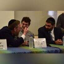 פינדרוס ומלכיאלי. | עמנואל גרסטל