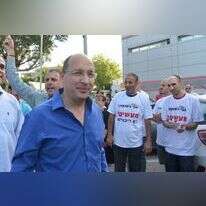 אבי ניסנקורן עם פעילים בקמפיין הבחירות לראשות ההסתדרות, 2017. | יוסי זליגר