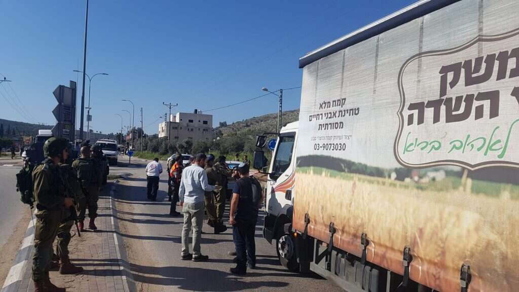 זירת ניסיון הפיגוע בצומת הביתות. | אברהם בנימין