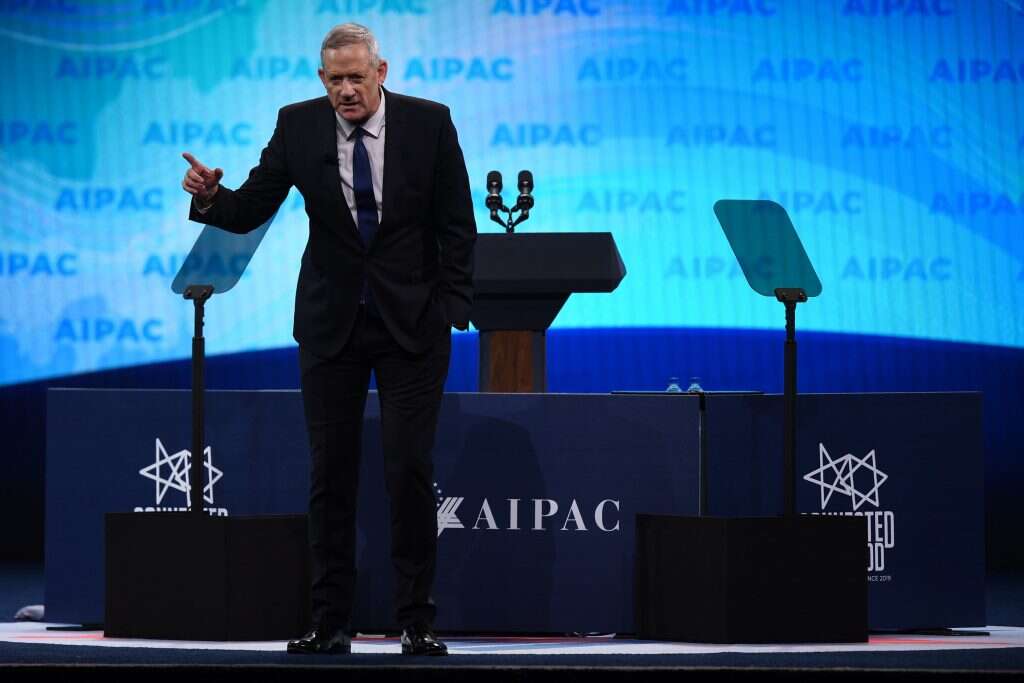 "להיות גנרל לא הופך אותך בהכרח לפוליטיקאי טוב". בני גנץ נואם בוועידת איפא"ק. | AFP