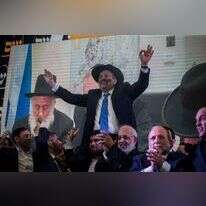 דרעי ותומכים ביום הבחירות. | אורן בן חקון דרעי ותומכים ביום הבחירות. | אורן בן חקון