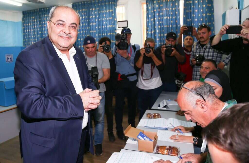 אחמד טיבי בקלפי. | TPS