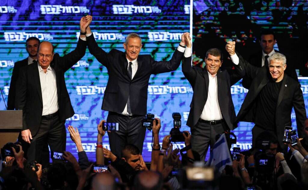 לפיד, אשכנזי, גנץ ויעלון בליל הבחירות. | AFP לפיד, אשכנזי, גנץ ויעלון בליל הבחירות. | AFP