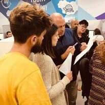 פעילים של מפלגת הימין החדש במשרדים. | אריאל שנבל פעילים של מפלגת הימין החדש במשרדים. | אריאל שנבל