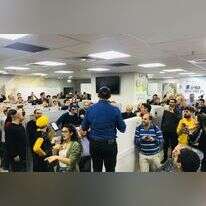 נפתלי בנט ופעילי הימין החדש