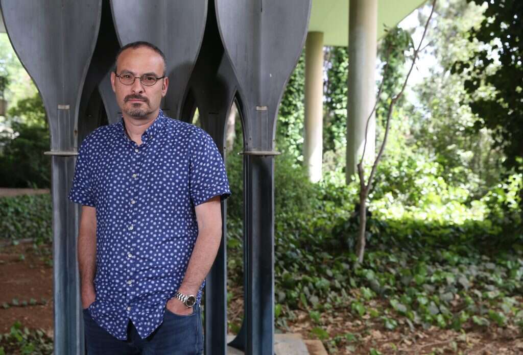 בני מר. | מירי צחי