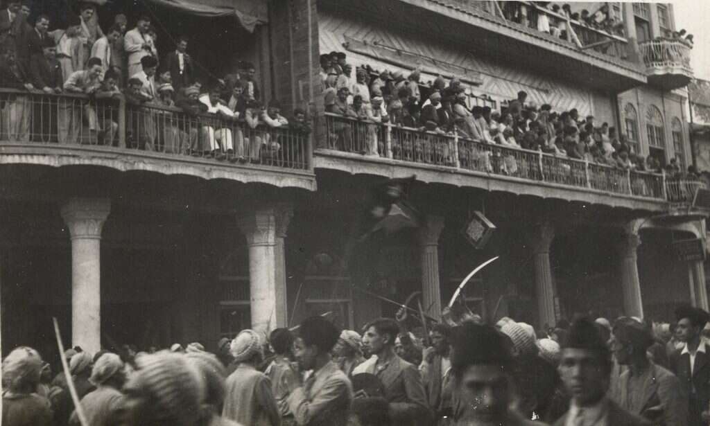 הפגנה לאומנית בבגדד, 1935. | אוסף עתניאל מרגלית, ארכיון יד בן-צבי