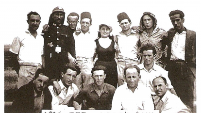 ניתוח הטיולים ויעדיהם הוא כלי מחקר ראשון במעלה להבנת היחס הציוני לשטח. איש ארגון ההגנה נח דגוני וחבורתו מטיילים בחברון. | באדיבות ארכיון ההגנה