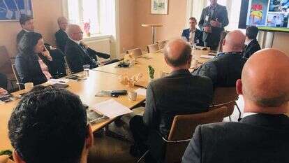 מפגש בשטוקהולם, אתמול. | אריאל שנבל מפגש בשטוקהולם, אתמול. | אריאל שנבל