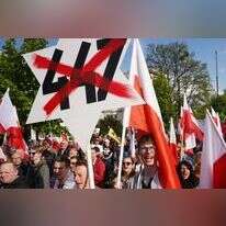 הפגנה בפולין נגד השבת רשות לניצולי שואה היהודים. | AFP