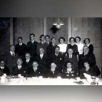 מערכת עיתון דער איזראעליט, Der Israelit (הרב יעקב רוזנהיים שלישי מימין בשורה התחתונה) 1935, גרמניה. | יד ושם, ארכיון תצלומים, ירושלים