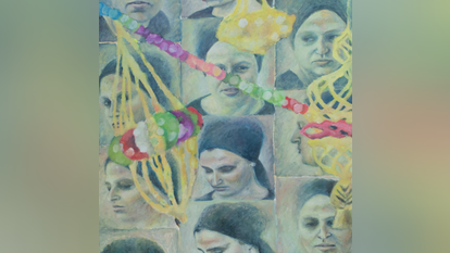 המטרה המרכזית היא להציף את העוול ולהזהיר משאריות חבויות שלו. איור: נעמי טנהאוזר, סוכות, שמן על בד, 2018. מתוך התערוכה "עזרת נשים", שהוצגה בגלריית המקלט בירושלים