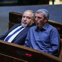 ליברמן והרב רפי פרץ בכנסת. | אורן בן חקון