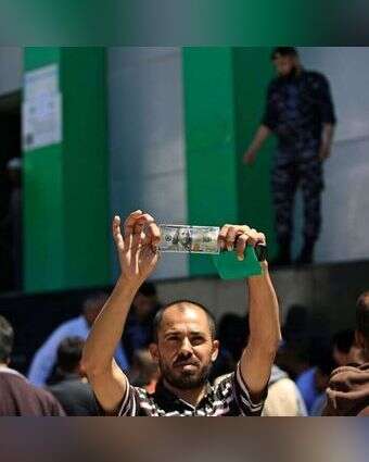 חלוקת הכסף הקטארי, בעזה. | AFP