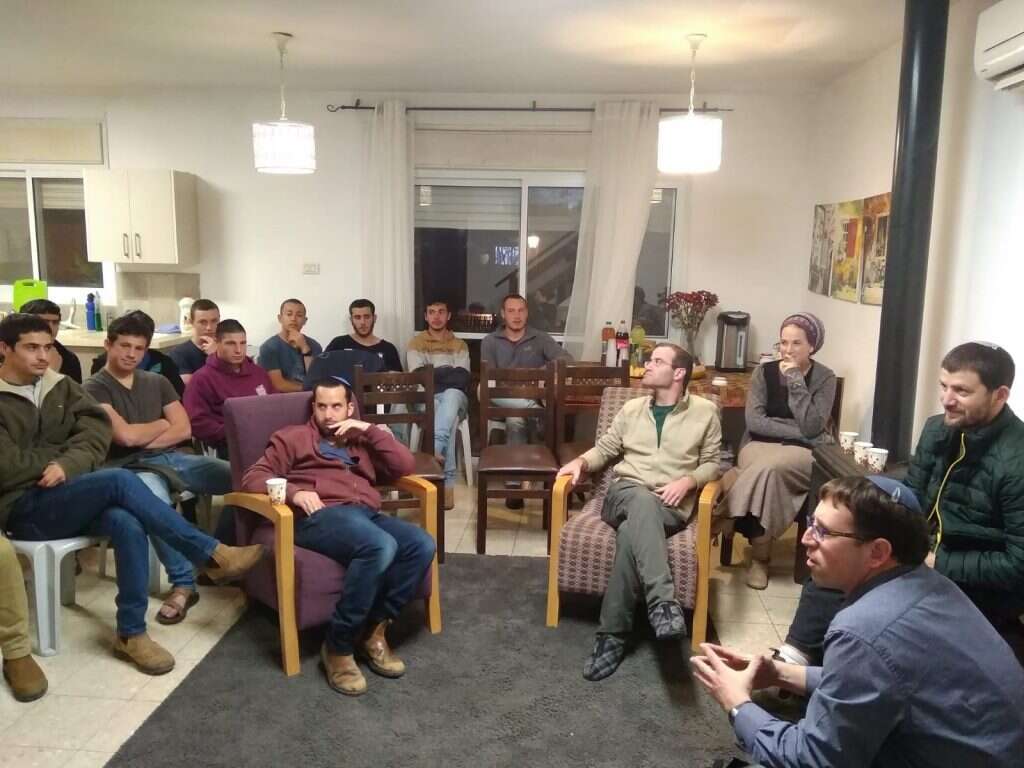 חוג בית בסוסיא