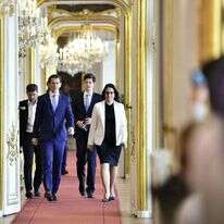 הקנצלר סבסטיאן קורץ מגיע לפגישה בבית הנשיא. | AFP