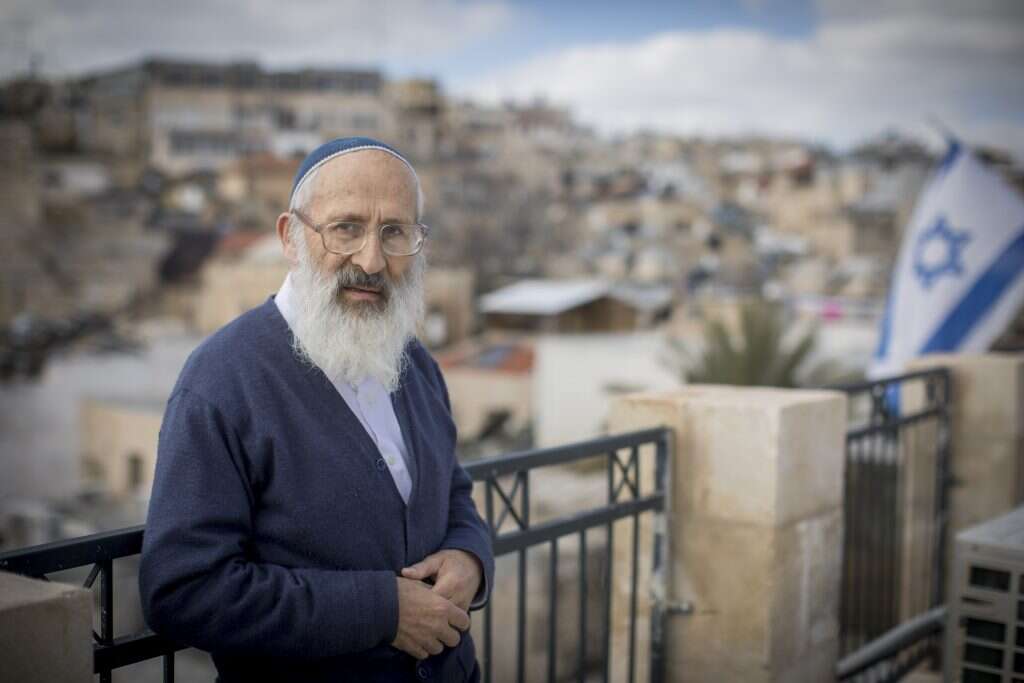 "אין לנו ללכת שבי אחרי החיבוקים". הרב שלמה אבינר. | יונתן זינדל, פלאש 90