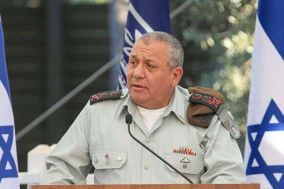 גדי איזנקוט בתקופתו כרמטכ"ל | אורן בן חקון
