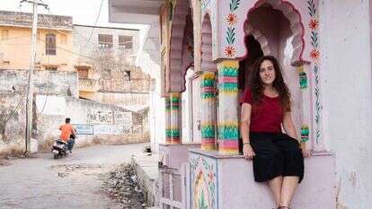 אביטל הירש. | גאולה גולדשטיין