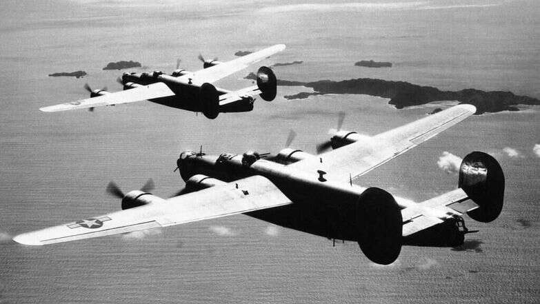 הפצצת טוקיו במלחמת העולם השנייה. | AP