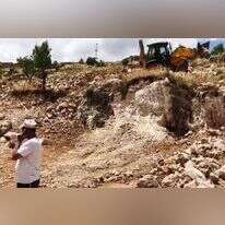 תיעוד עבודות העפר סמוך למערת הקבורה תיעוד עבודות העפר סמוך למערת הקבורה