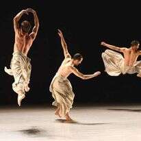 "חלב שחור" מאת אוהד נהרין, להקת בת-שבע. | אסקף