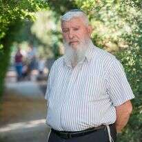 הרב יגאל אריאל. | אייל מרגולין, ג'יני