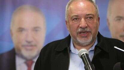 אביגדור ליברמן במטה הבחירות. | מרים צחי אביגדור ליברמן במטה הבחירות. | מרים צחי