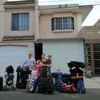 משפחת הלוי. | מתוך הסדרה "רילוקיישן", כאן 11