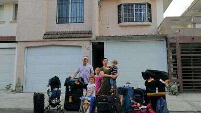 משפחת הלוי. | מתוך הסדרה "רילוקיישן", כאן 11