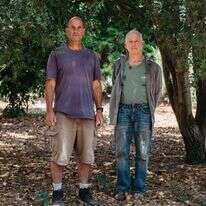 עזרא ברנע ועופר בינדל. | אבישג שאר-ישוב