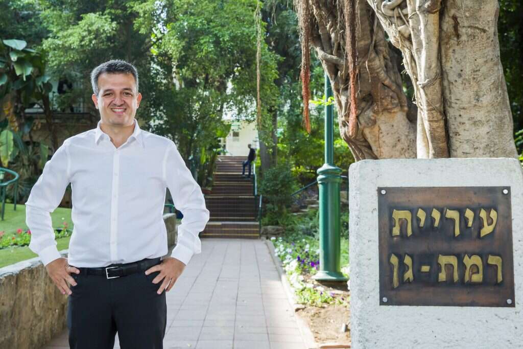 שאמה-הכהן. | יהושע יוסף