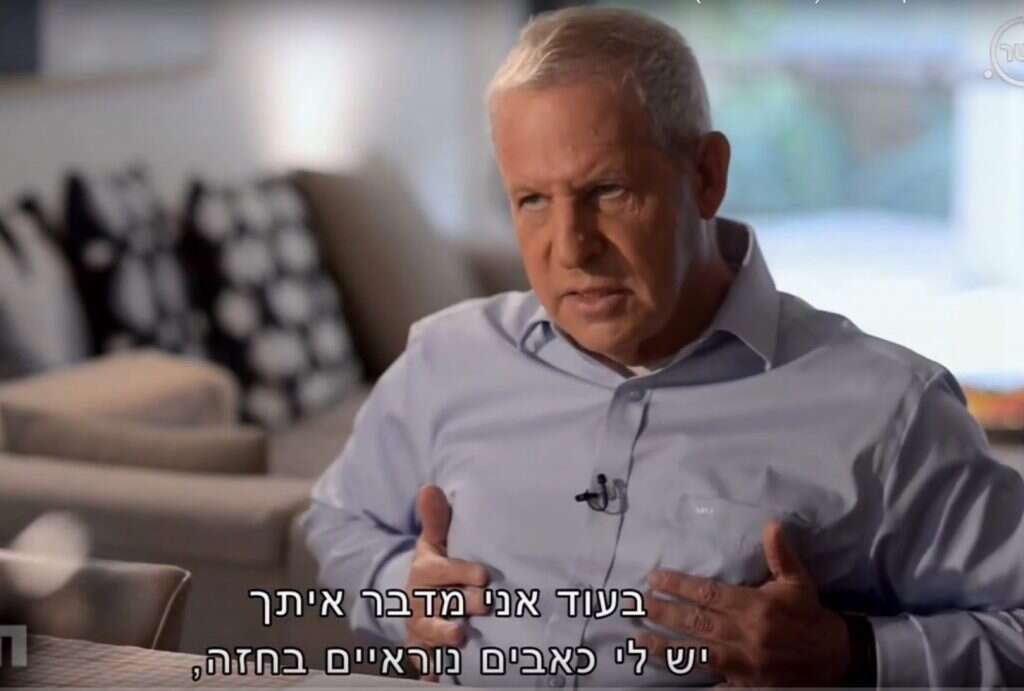 "הרופאים עושים שיקול של חיים ומוות, אבל איכות החיים זניחה מבחינתם". גיורא איילנד חושף את סיפורו ב"המקור". | מסך ערוץ 13 "הרופאים עושים שיקול של חיים ומוות, אבל איכות החיים זניחה מבחינתם". גיורא איילנד חושף את סיפורו ב"המקור". | מסך ערוץ 13