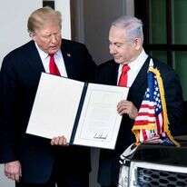 דונלד טראמפ ובנימין נתניהו בהכרזה על הכרת ארה"ב בריבונות ישראל ברמת הגולן. | AFP