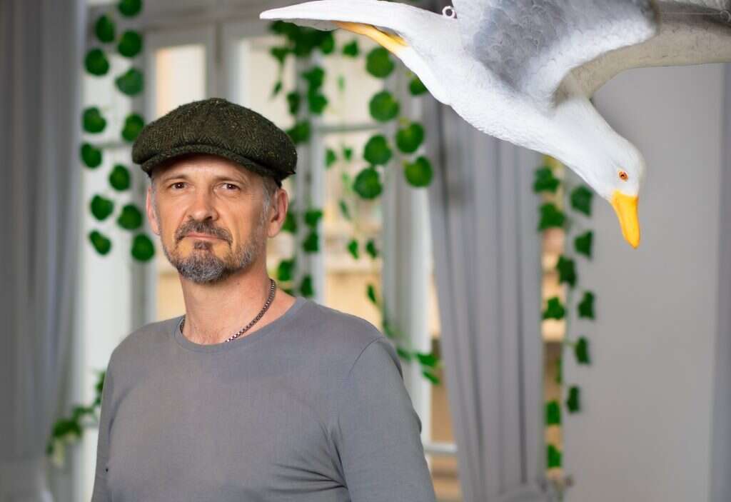 אנדי בייאט. | אריק סולטן